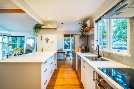 Photo of property in 1/29 Bruce Road, Glenfield, Auckland, 0629