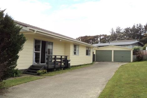 Photo of property in 23 Cleat Street, Whitby, Porirua, 5024