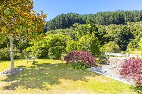 Photo of property in 182 Karapoti Road, Craigs Flat, Upper Hutt, 5372