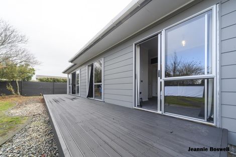 Photo of property in 40 Ruamahanga Crescent, Terrace End, Palmerston North, 4410