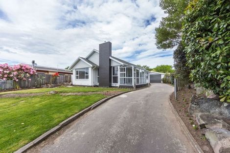 Photo of property in 11 Ansonby Street, Russley, Christchurch, 8042