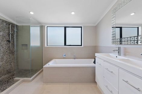 Photo of property in 87 Grand Vue Road, Kawaha Point, Rotorua, 3010