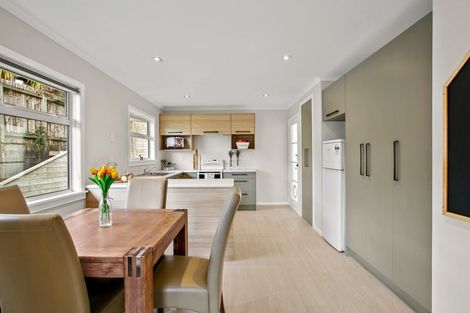 Photo of property in 36b Beaumont Crescent, Frankleigh Park, New Plymouth, 4310