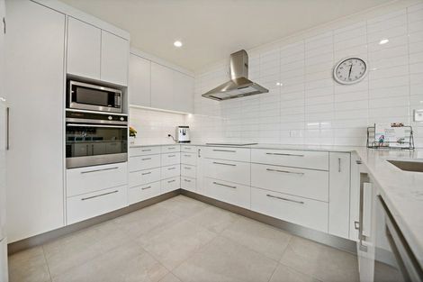 Photo of property in 182a Queen Street, Pukekohe, 2120