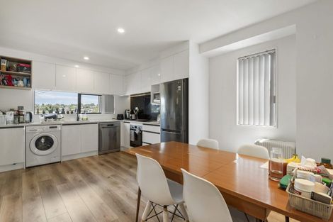 Photo of property in 3/100-c Target Road, Wairau Valley, Auckland, 0629