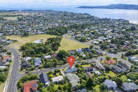 Photo of property in 64 Chesham Avenue, Waipahihi, Taupo, 3330