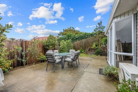 Photo of property in 6 Jellicoe Street, South New Brighton, Christchurch, 8062