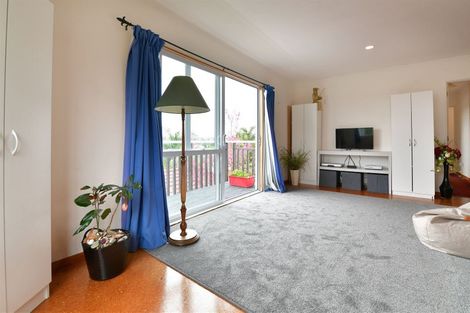 Photo of property in 14a Jean Place, Stanmore Bay, Whangaparaoa, 0932