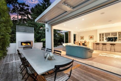 Photo of property in 23c Cathedral Place, Parnell, Auckland, 1052