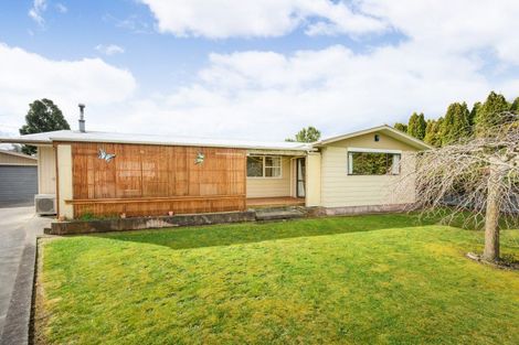 Photo of property in 8 Craven Court, Ashhurst, 4810