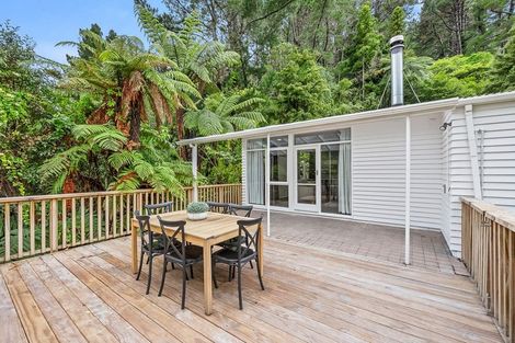 Photo of property in 15 Elmslie Road, Pinehaven, Upper Hutt, 5019