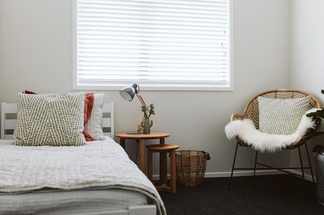 Photo of property in 2 Yulestar Place, Hawera, 4610