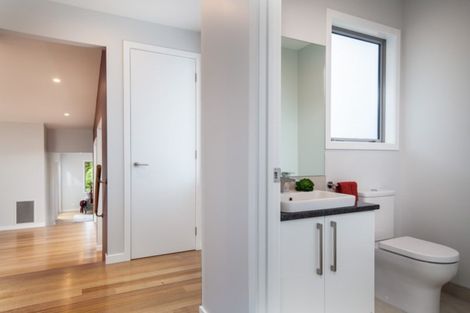 Photo of property in 2 Fern Lane, Whalers Gate, New Plymouth, 4310