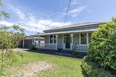 Photo of property in 30 Church Street, Waipawa, 4210