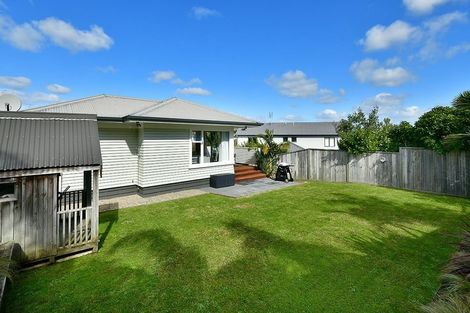Photo of property in 2 Carento Way, Stanmore Bay, Whangaparaoa, 0932