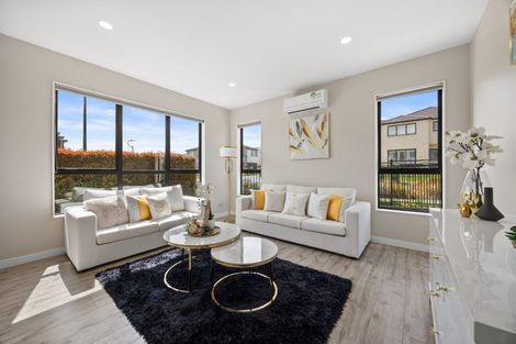 Photo of property in 67 Drumbuoy Drive, Flat Bush, Auckland, 2019