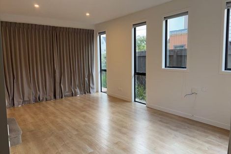 Photo of property in 4e Knights Road, Rosedale, Auckland, 0632