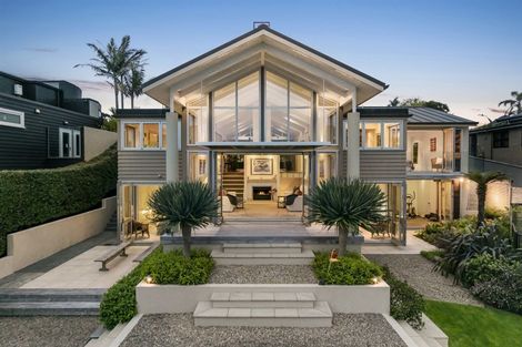 Photo of property in 7 Eric Price Avenue, Takapuna, Auckland, 0620