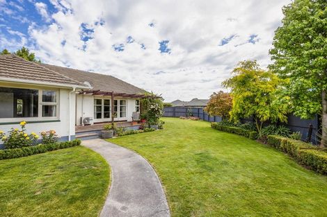 Photo of property in 12 Colman Avenue, Sockburn, Christchurch, 8042