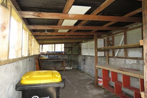 Photo of property in 124 Russell Street, Westport, 7825