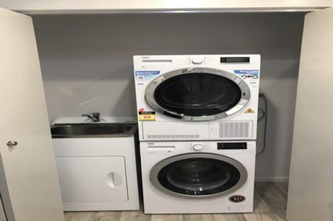 Photo of property in 1/19 Seddon Road, Frankton, Hamilton, 3204