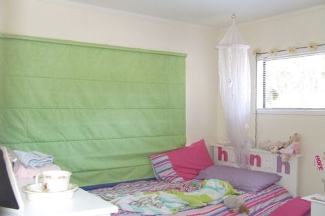 Photo of property in 38 Beaudine Avenue, Glenfield, Auckland, 0629