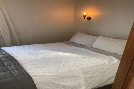 Photo of property in 12 Puriri Street, Eastbourne, Lower Hutt, 5013