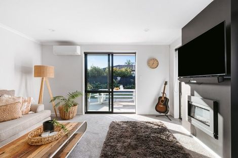 Photo of property in 61 Twin Oak Avenue, Papamoa Beach, Papamoa, 3118