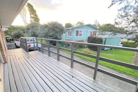 Photo of property in 1/6 Kathleen Street, Totara Vale, Auckland, 0627