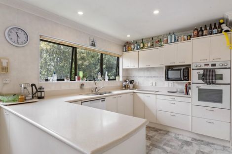 Photo of property in 25 Coromandel Crescent, Mairangi Bay, Auckland, 0630