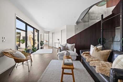 Photo of property in 14 Te Mata Peak Road, Havelock North, 4130