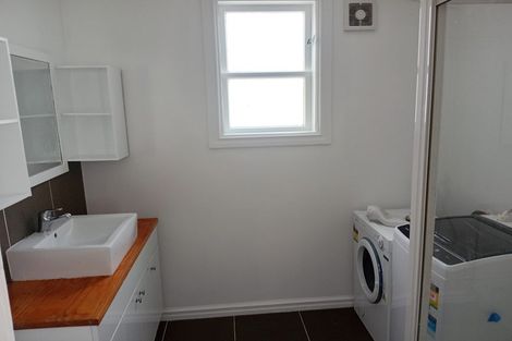 Photo of property in 15 Millward Street, Newtown, Wellington, 6021