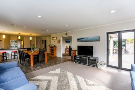 Photo of property in 550 Mangorei Road, Mangorei, New Plymouth, 4371