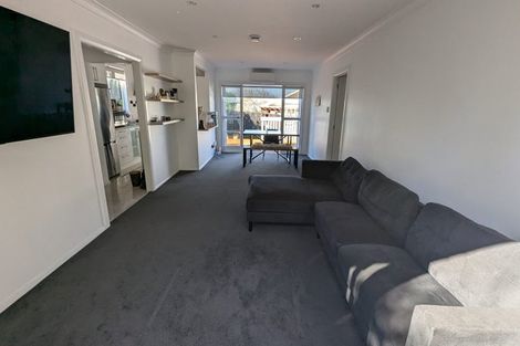 Photo of property in 11 Cintra Place, Glen Innes, Auckland, 1072