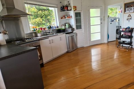 Photo of property in 39 Parrs Cross Road, Henderson, Auckland, 0612