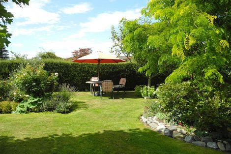 Photo of property in 8 Moorhouse Street, Waimate, 7924