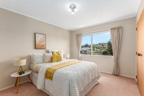 Photo of property in 10 James Cook Drive, Whitby, Porirua, 5024