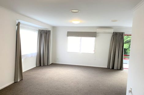 Photo of property in 20 Ted Gilberd Place, Newlands, Wellington, 6037