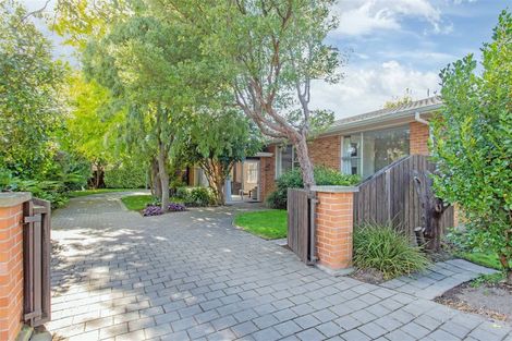 Photo of property in 6 Freebairn Street, Redwood, Christchurch, 8051