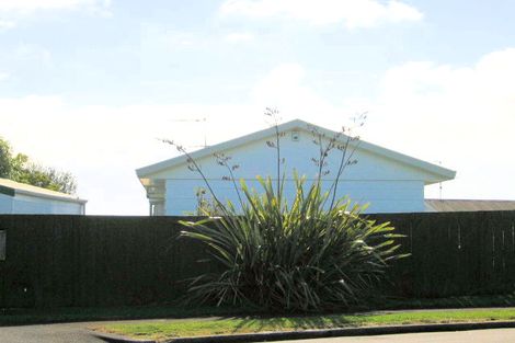 Photo of property in 4 Kepler Place, Clover Park, Auckland, 2019