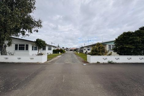 Photo of property in 14 Kiwi Court, Roslyn, Palmerston North, 4414