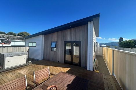 Photo of property in 57 Manly Street, Paraparaumu Beach, Paraparaumu, 5032