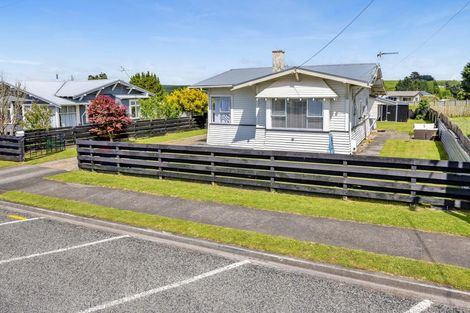 Photo of property in 9 Preston Street, Eltham, 4322