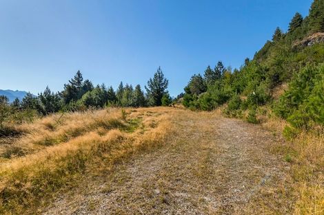 Photo of property in 5 Glacier Way, Glenorchy, 9372