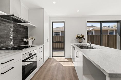 Photo of property in 13a Warwick Crescent, Taradale, Napier, 4112