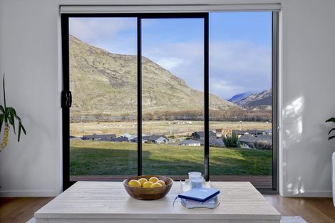 Photo of property in 3 Shipton Court, Lower Shotover, Queenstown, 9304
