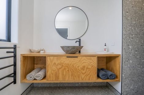 Photo of property in 6 Joyce Harsant Place, Cooks Beach, 3591