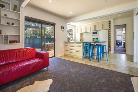 Photo of property in 20 Solander Place, Whitby, Porirua, 5024