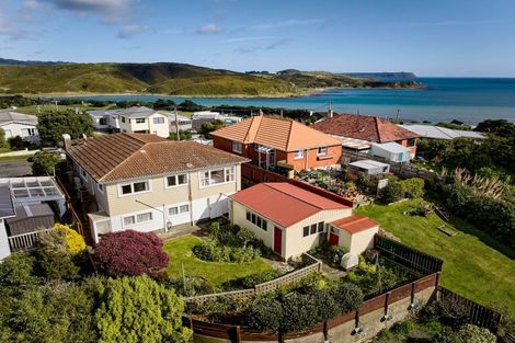 Photo of property in 10 Walker Avenue, Paremata, Porirua, 5026