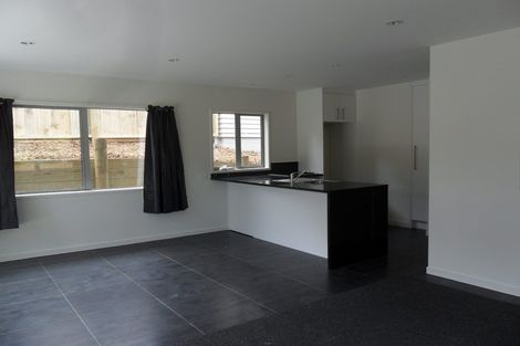 Photo of property in 218a Glamorgan Drive, Northcross, Auckland, 0630